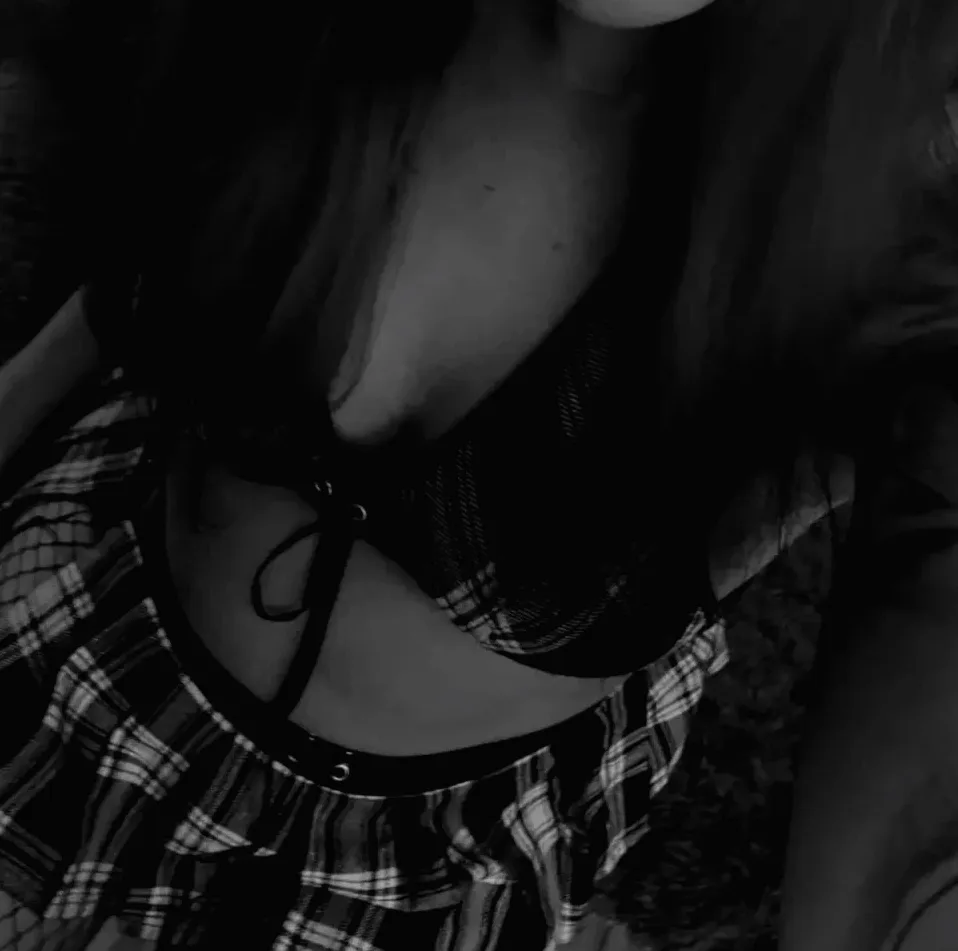 Katri, 34